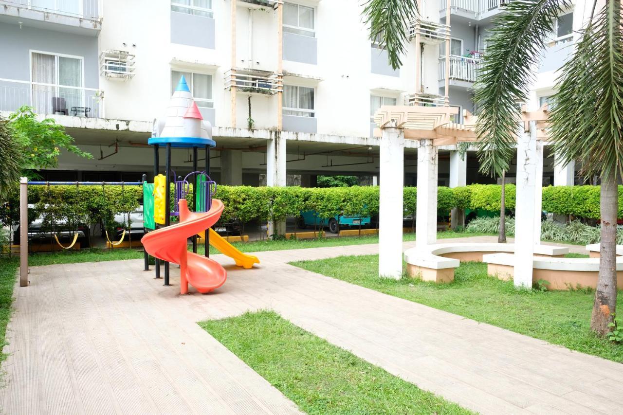 2-Bedroom Boutique City Condo - Newly Renovated! 세부 외부 사진