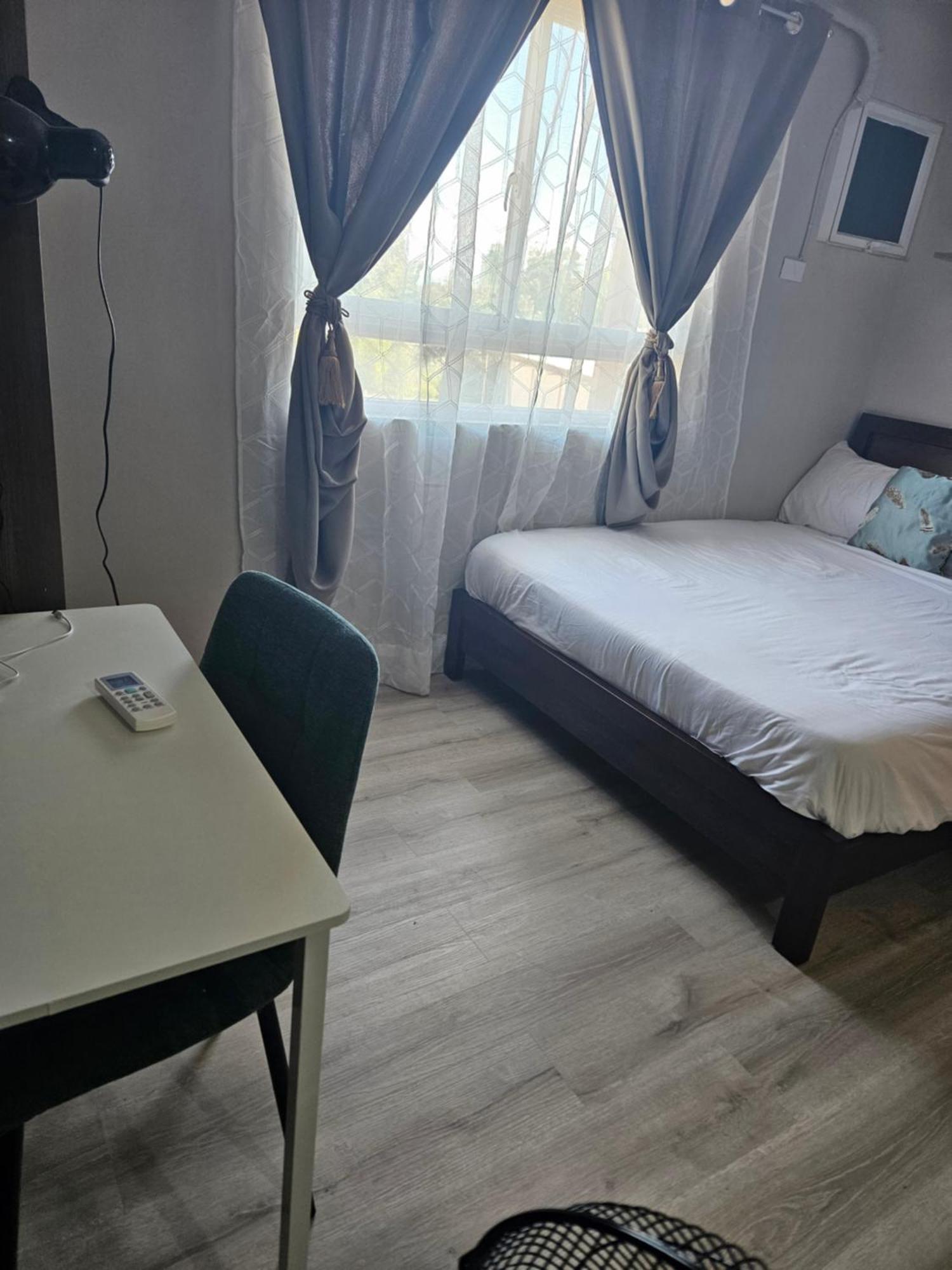 2-Bedroom Boutique City Condo - Newly Renovated! 세부 외부 사진