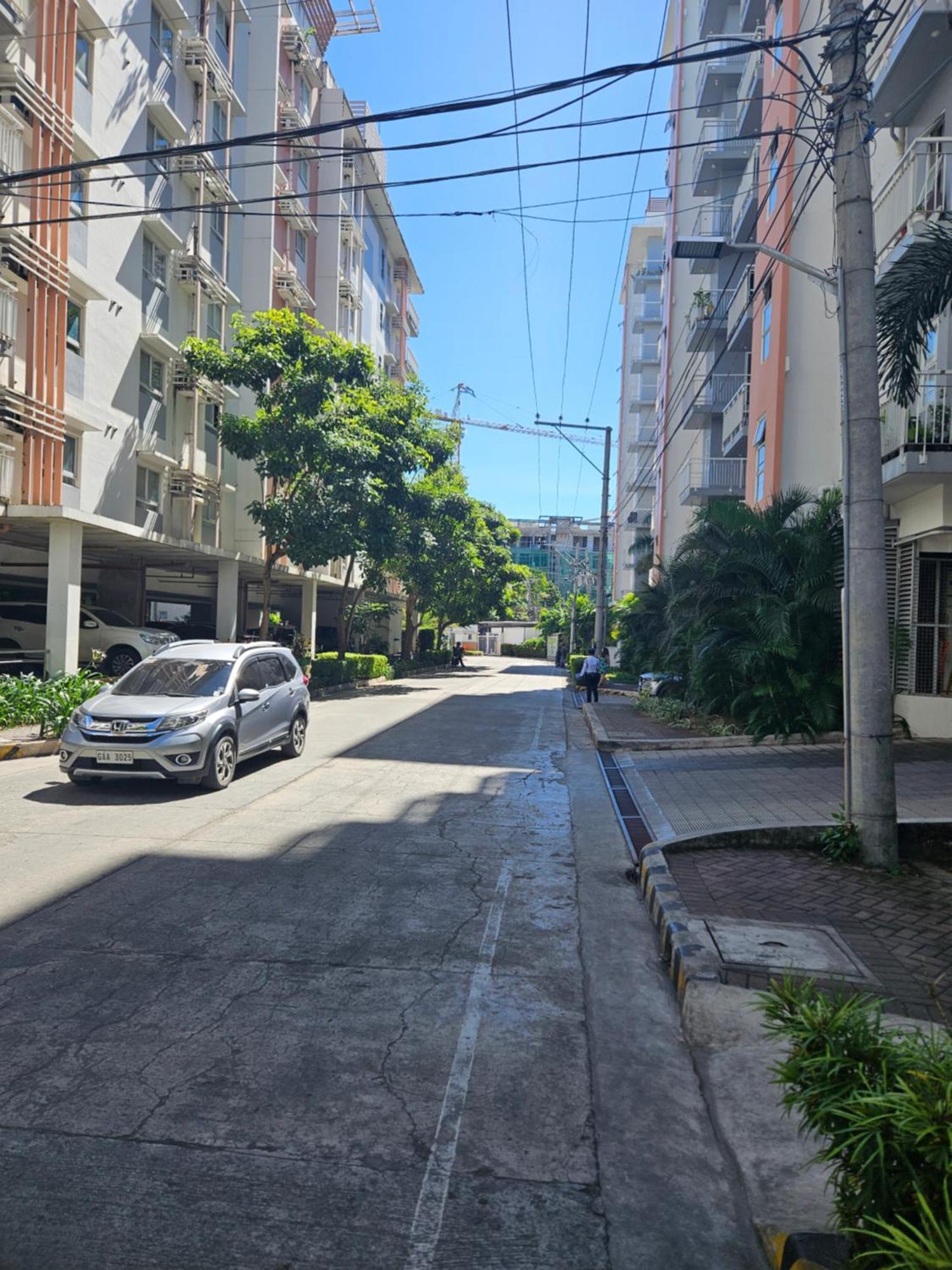 2-Bedroom Boutique City Condo - Newly Renovated! 세부 외부 사진